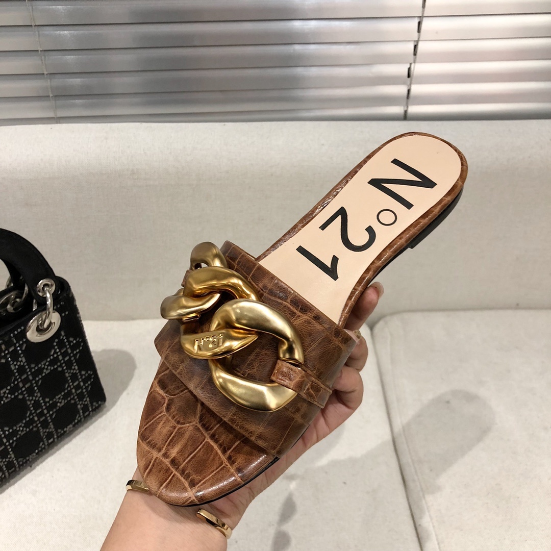 N212021春小众的一个意大利品牌