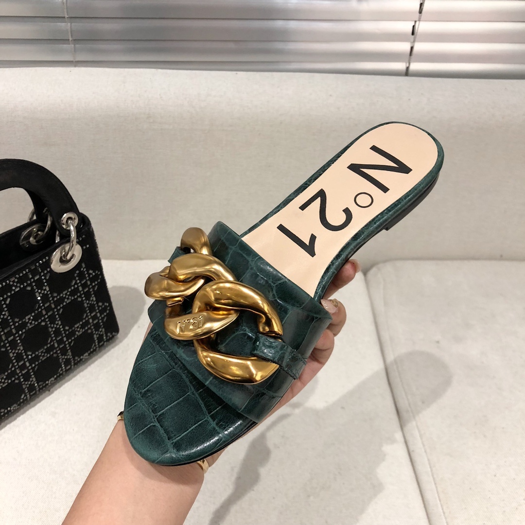 N212021春小众的一个意大利品牌