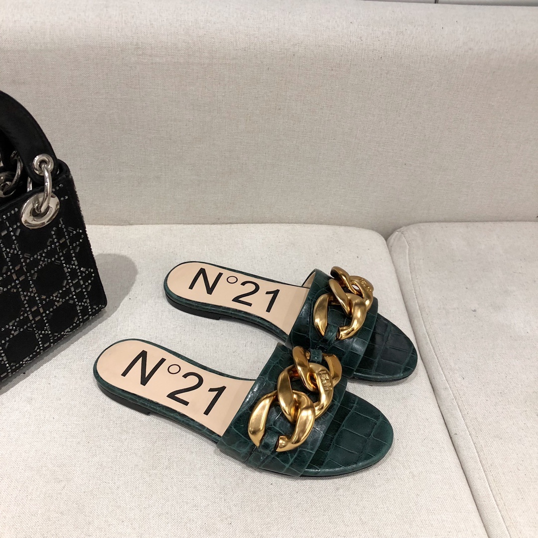 N212021春小众的一个意大利品牌