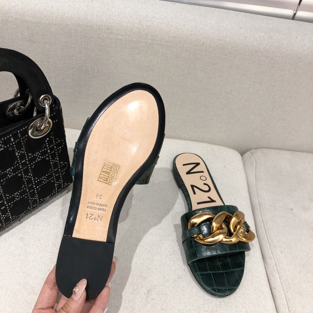 N212021春小众的一个意大利品牌