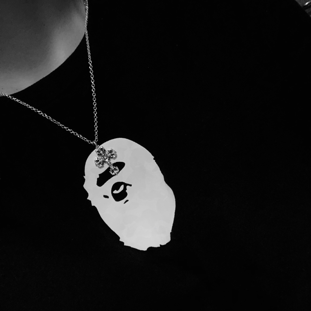 Chrome Hearts 𝐂𝐡𝐫𝐨𝐦𝐞 𝐡𝐞𝐚𝐫𝐭𝐬 克罗心火焰十字架项链系列