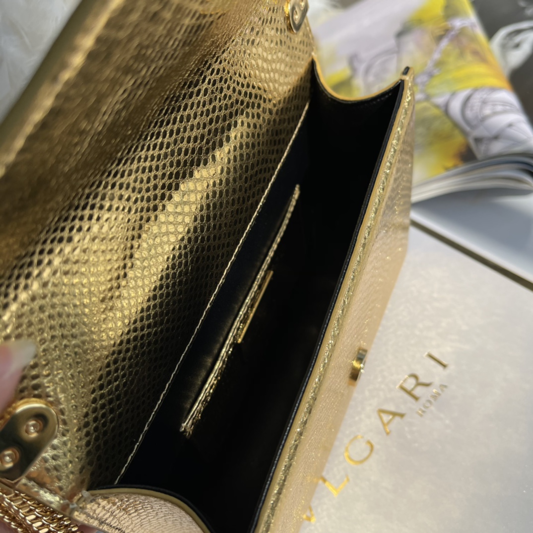 BVLGARI宝格丽Serpenti Forever系列限量款水蛇皮材质链条包290544