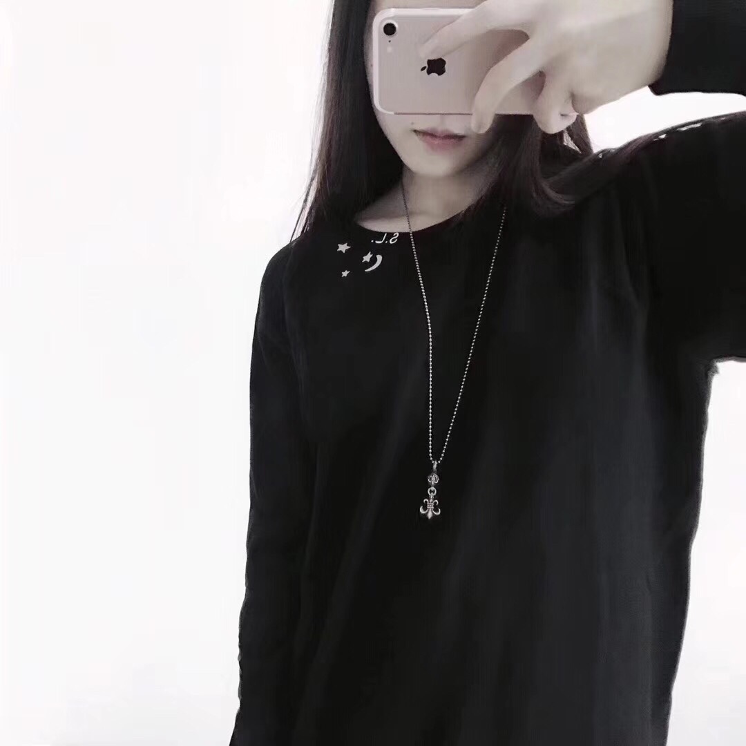 Chrome Hearts 𝗖𝗵𝗿𝗼𝗺𝗲 𝗛𝗲𝗮𝗿𝘁𝘀 克罗心童军花项链