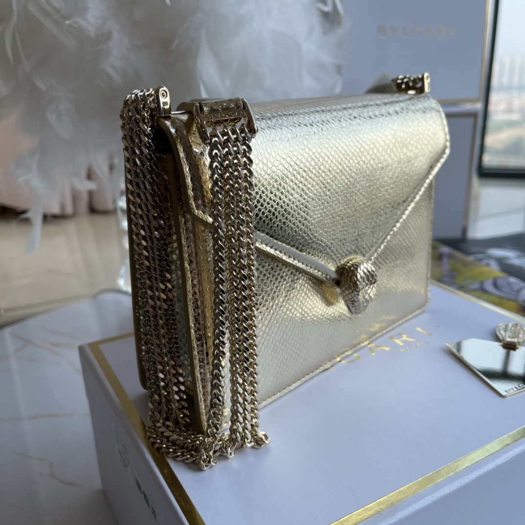 BVLGARI宝格丽Serpenti Forever系列限量款水蛇皮材质链条包290544