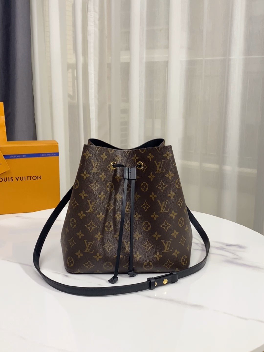 Louis Vuitton Bucket Bags Black Pink Casual