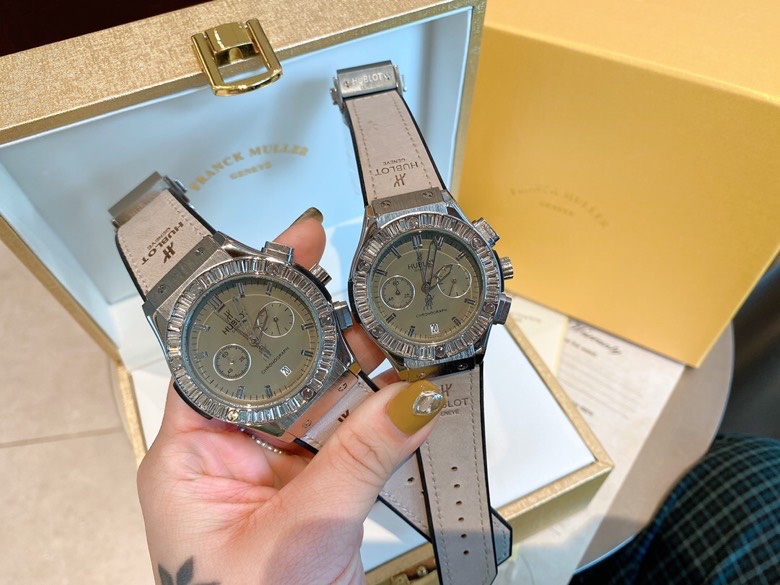 Hublot Big Bang: Elegant Couple’s Watch Series with International Artist Collaboration