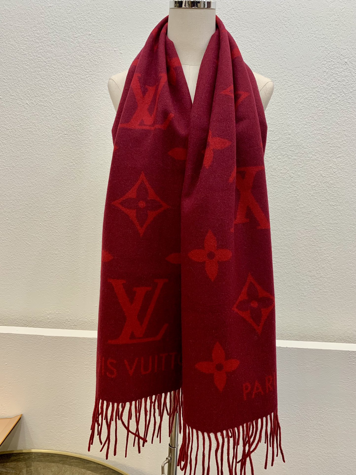 LV路易威登流苏饰边100%羊绒Reykjavik 围巾M75704#M75505#M71040#M71041#M76637#M76067