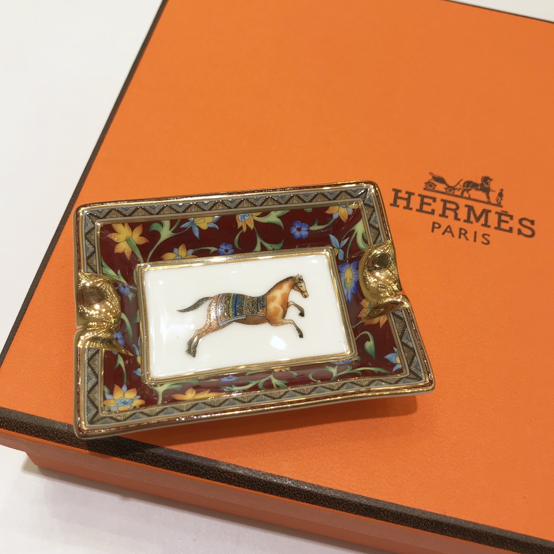 爱马仕 Hermès 高定典藏名品高定成衣时装外套连衣裙衬衫T恤 #889F040E 3