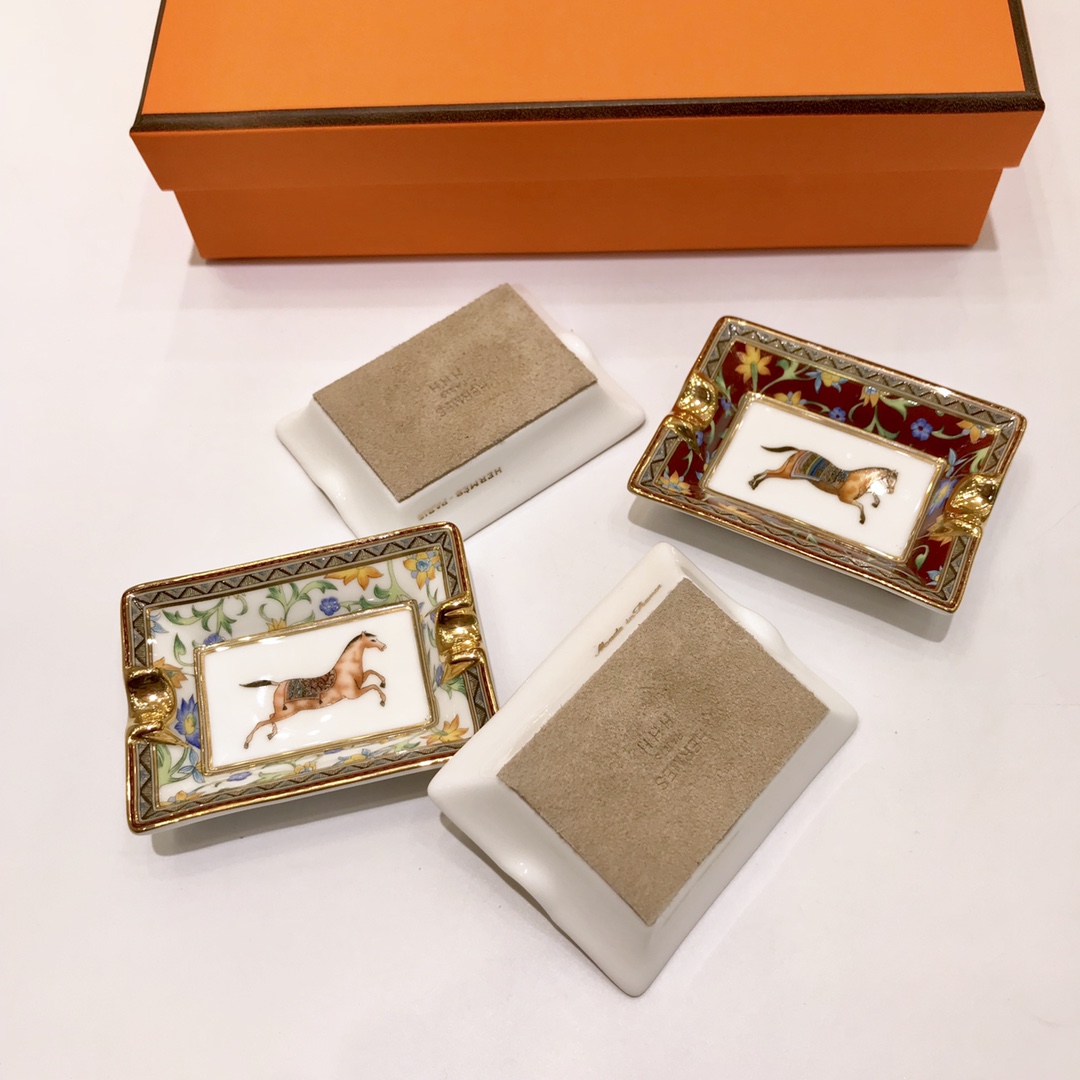爱马仕 Hermès 高定典藏名品高定成衣时装外套连衣裙衬衫T恤 #889F040E 9