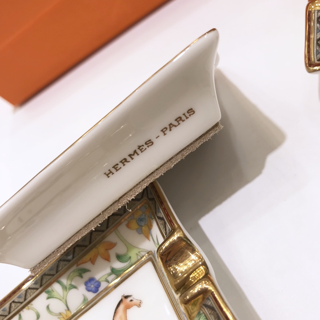 爱马仕 Hermès 高定典藏名品高定成衣时装外套连衣裙衬衫T恤 #889F040E 7