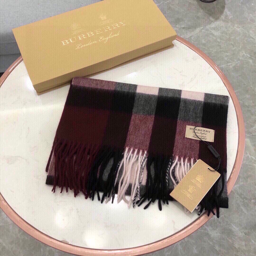 Burberry中格驼色中格卖了一百
