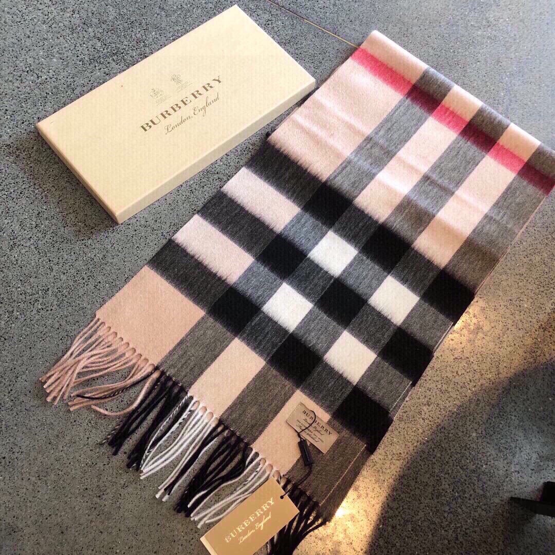 Burberry中格驼色中格卖了一百