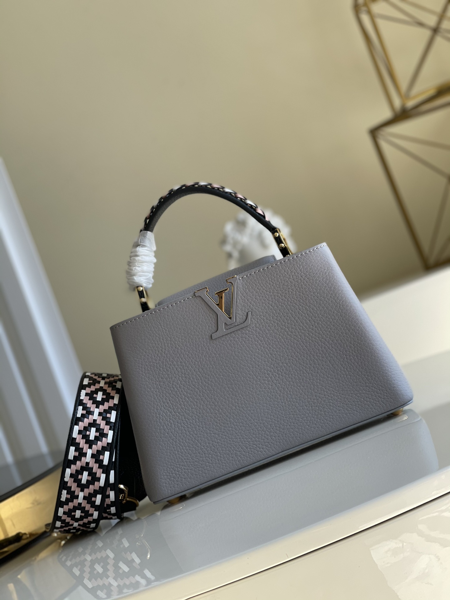 Best Quality Replica
 Louis Vuitton LV Capucines Buy
 Bags Handbags Grey Weave Fashion Casual M48865