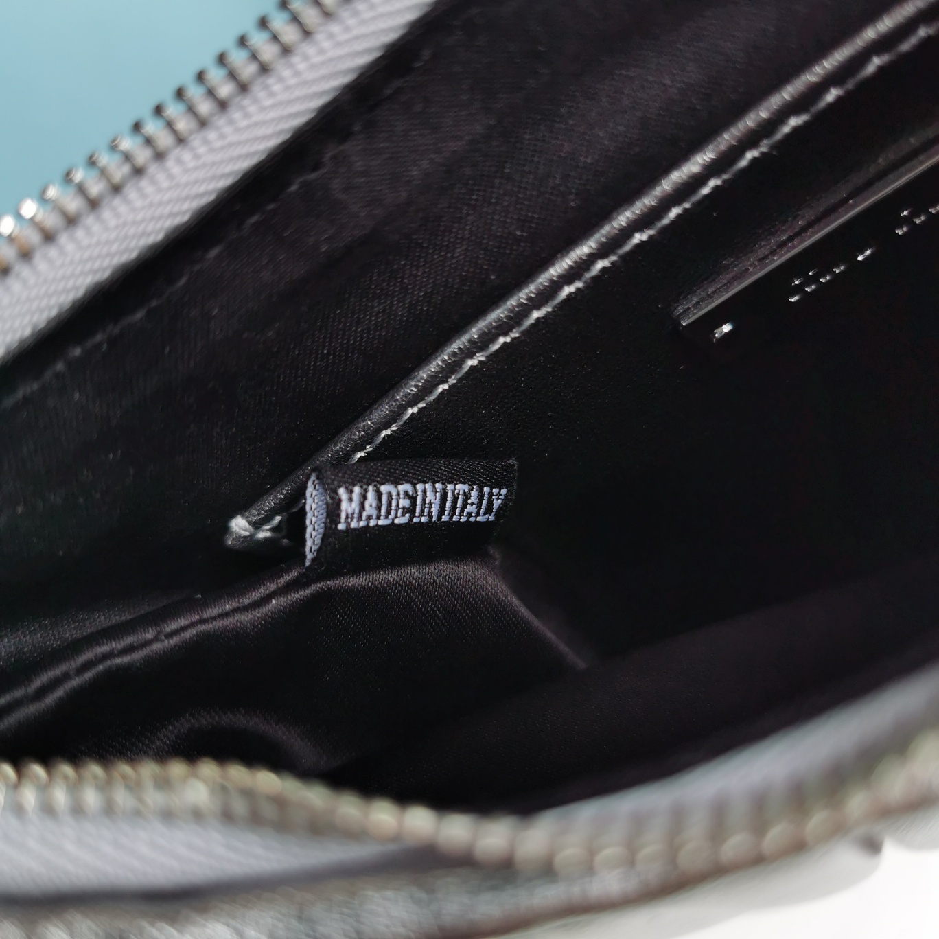 MIUMIU缪缪Cloquet进口小羊皮半圆腋下钻石链条包5BH189