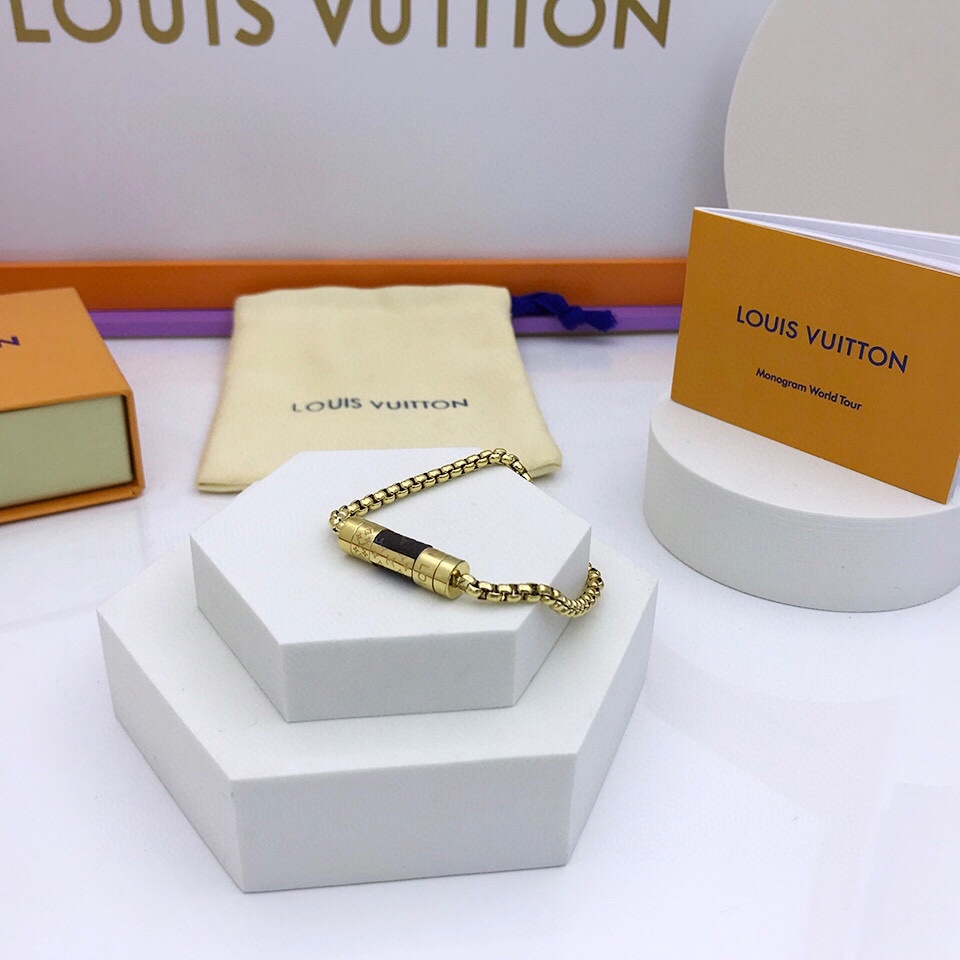 配图片原版包装LOUISVUITTO