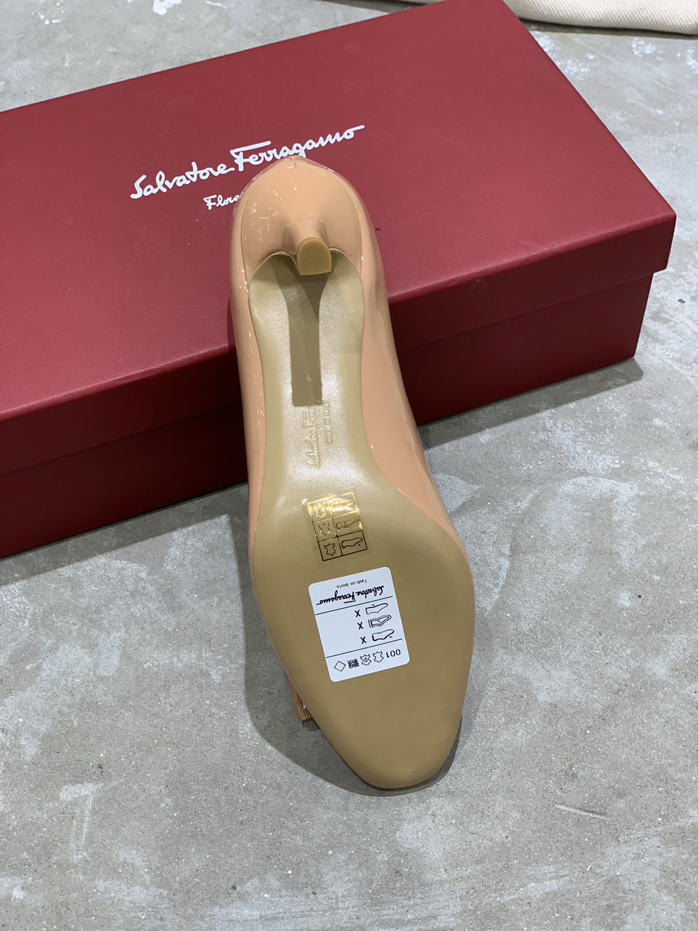 长期现货SFsalvatoreFerraga*o菲拉*慕️扁头圆头细跟高跟鞋原版1:1顶级定制️灵活百搭