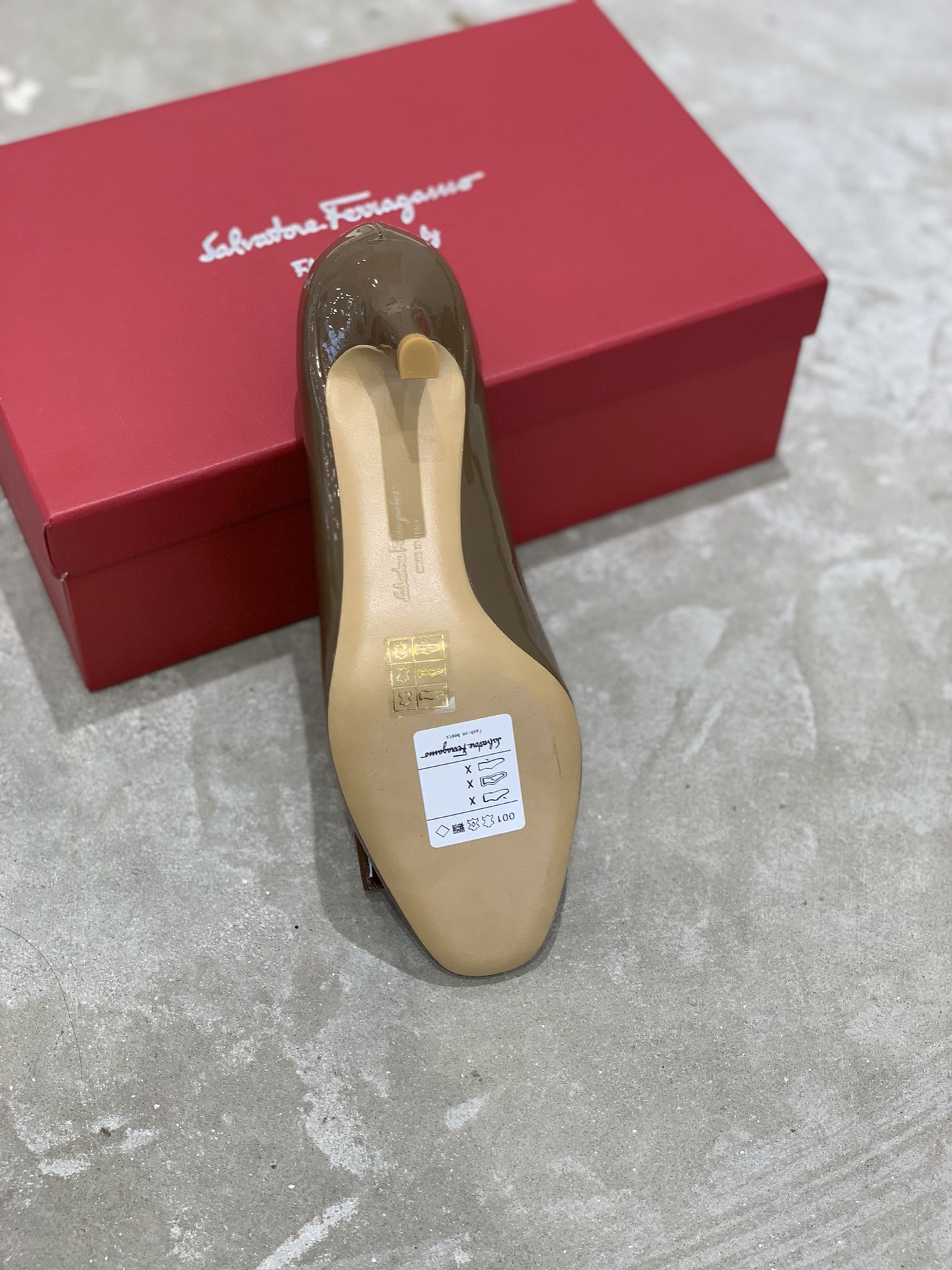 长期现货SFsalvatoreFerraga*o菲拉*慕️扁头圆头细跟高跟鞋原版1:1顶级定制️灵活百搭