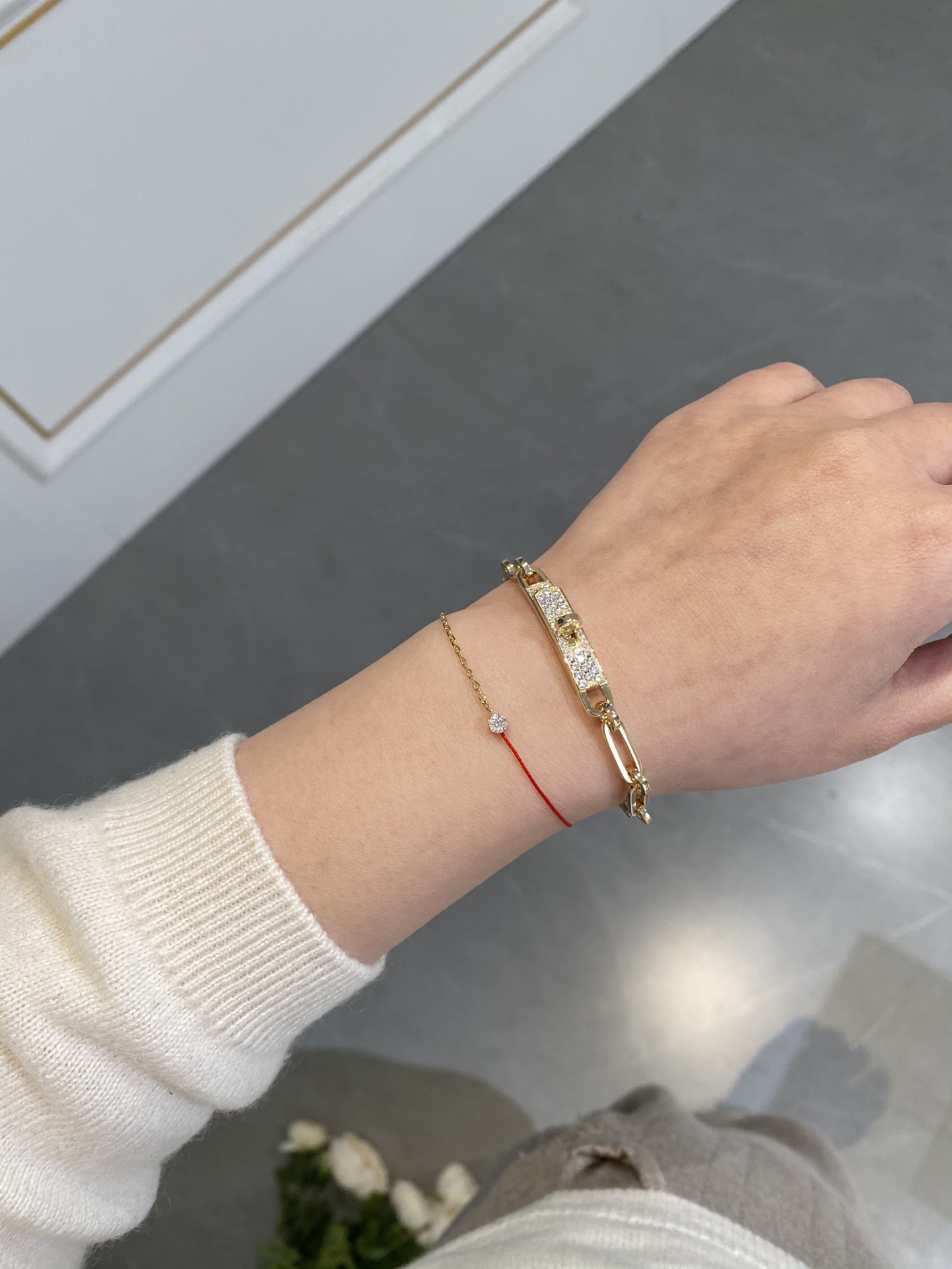 NO:631131,Actual shot of Kelly chaine bracelet, hands-on picture reference, bracelet, Cartier high-end jewelry19860909实拍Kelly chaine手链 上手图参考,,bracelet,卡迪亚高端饰品,Jewelry