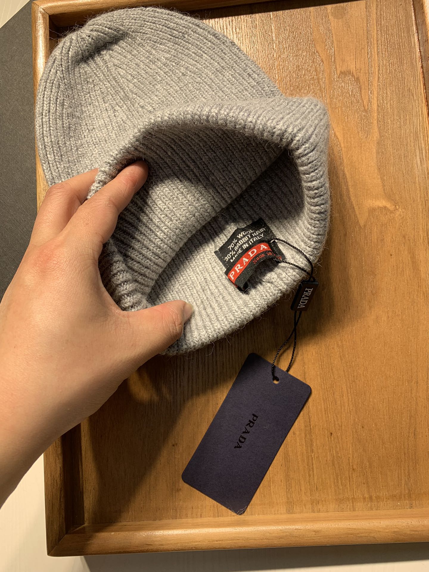 🌹。Prada。 【羊毛单帽】客供小羊毛！珍贵典藏的灵魂帽子！客供色纱.每个颜色都非常好看！经典！手感软