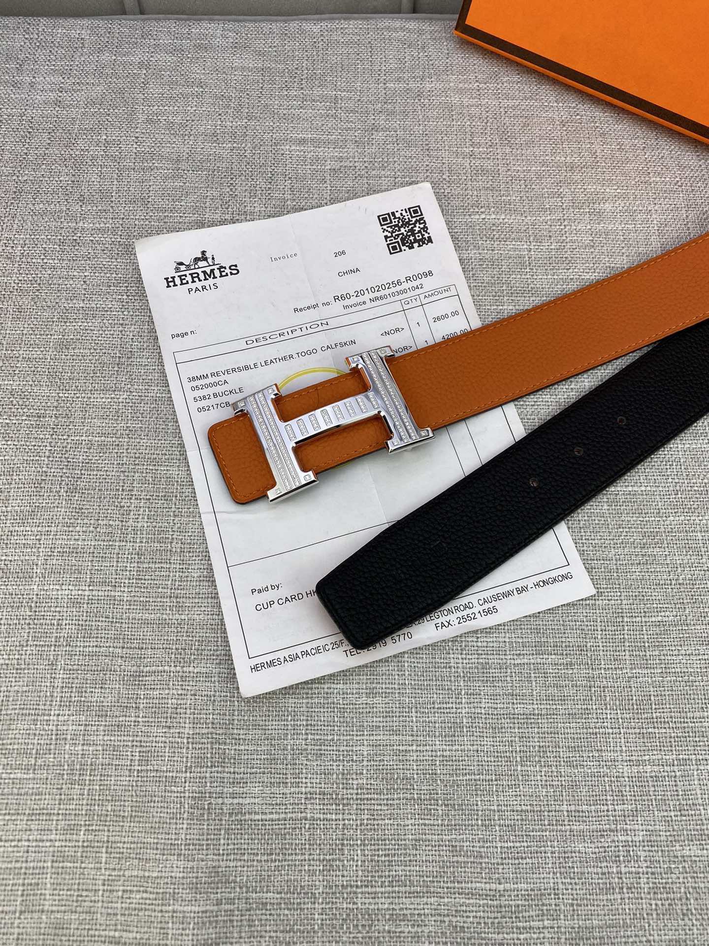 Hermes爱马仕专柜同款3.8cm宽带身采用进口头层Togo牛皮boxer牛皮衬里配以精品施华洛水晶钻
