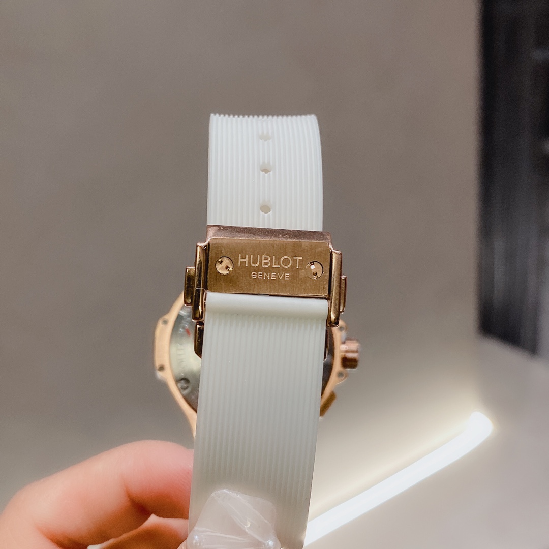 HUBLOT’s Big Bang Women’s Wristwatch Series with Chen Mandarin: Extraordinary Elegance and Luxury - 图片 6
