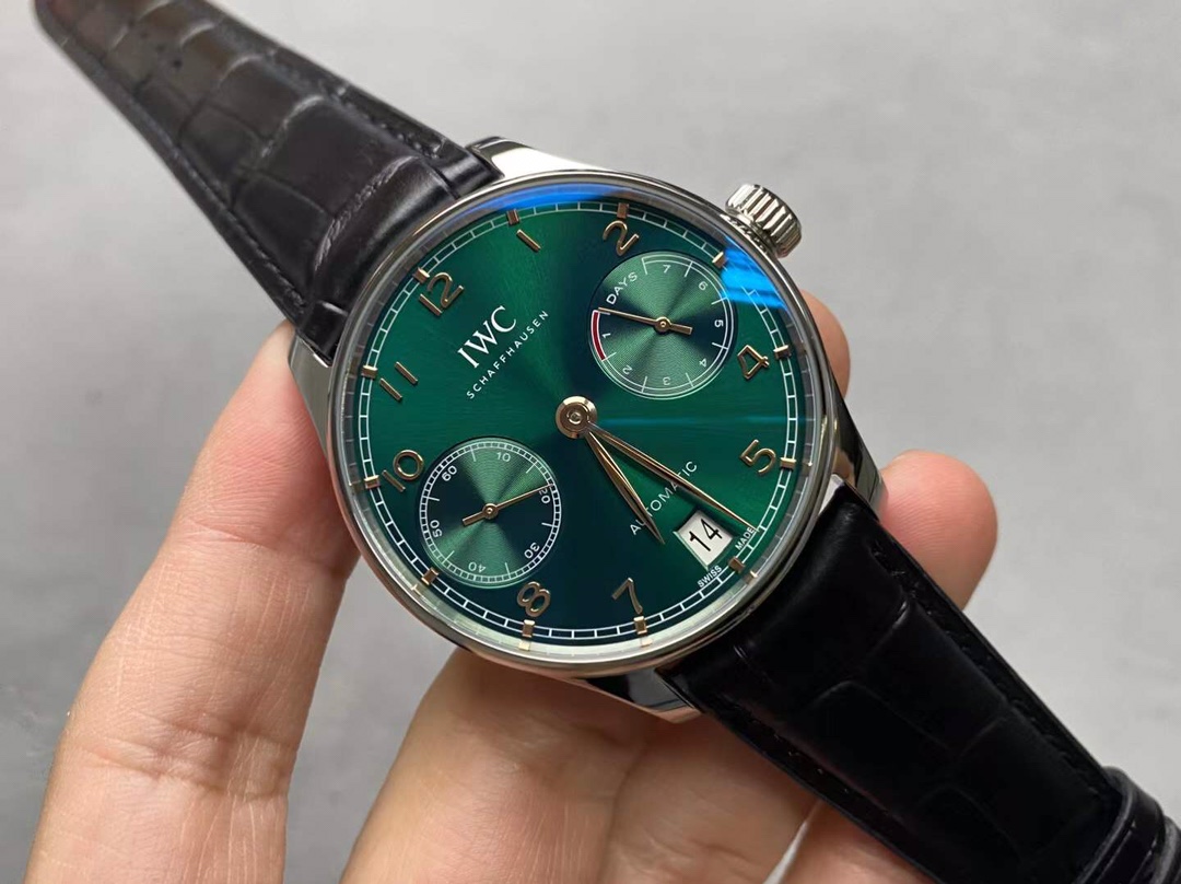 Reloj con cadena de siete días de la serie portuguesa Vanguard, tamaño del reloj 42,3 mm x 14,1 m