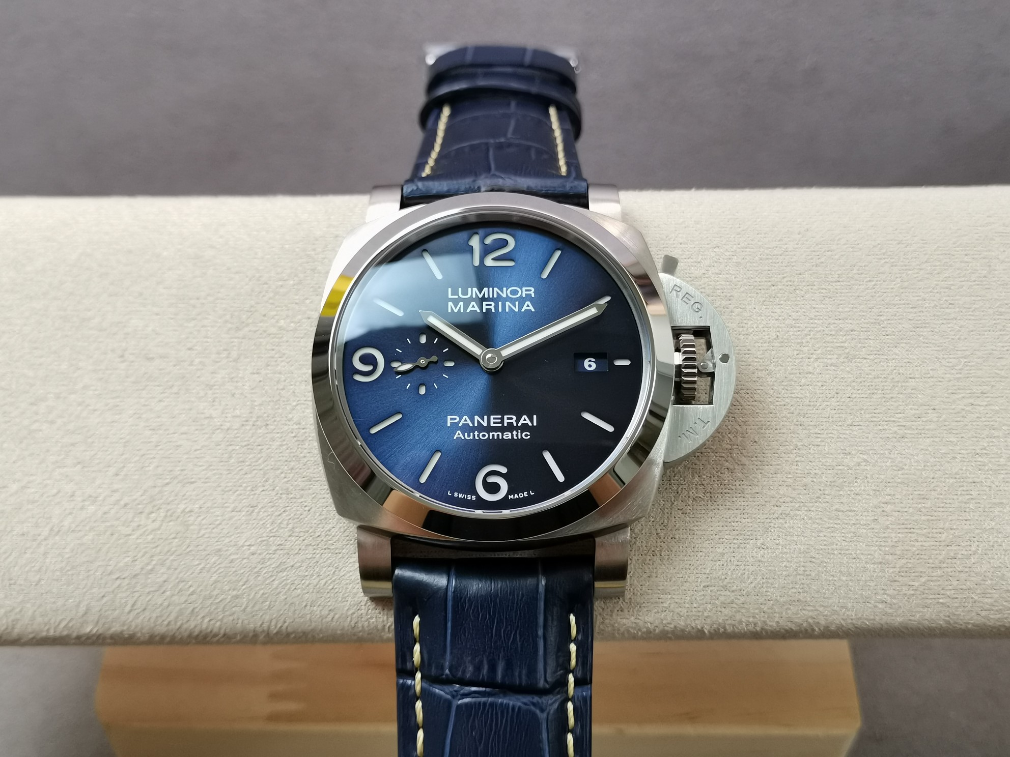 Panerai VS Watch 8071