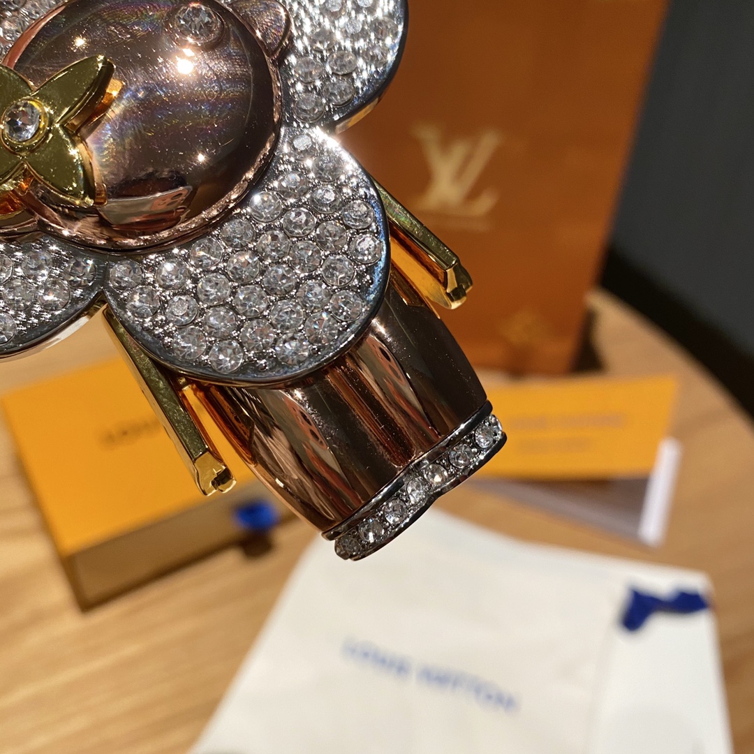 Keychain used as a bag charm