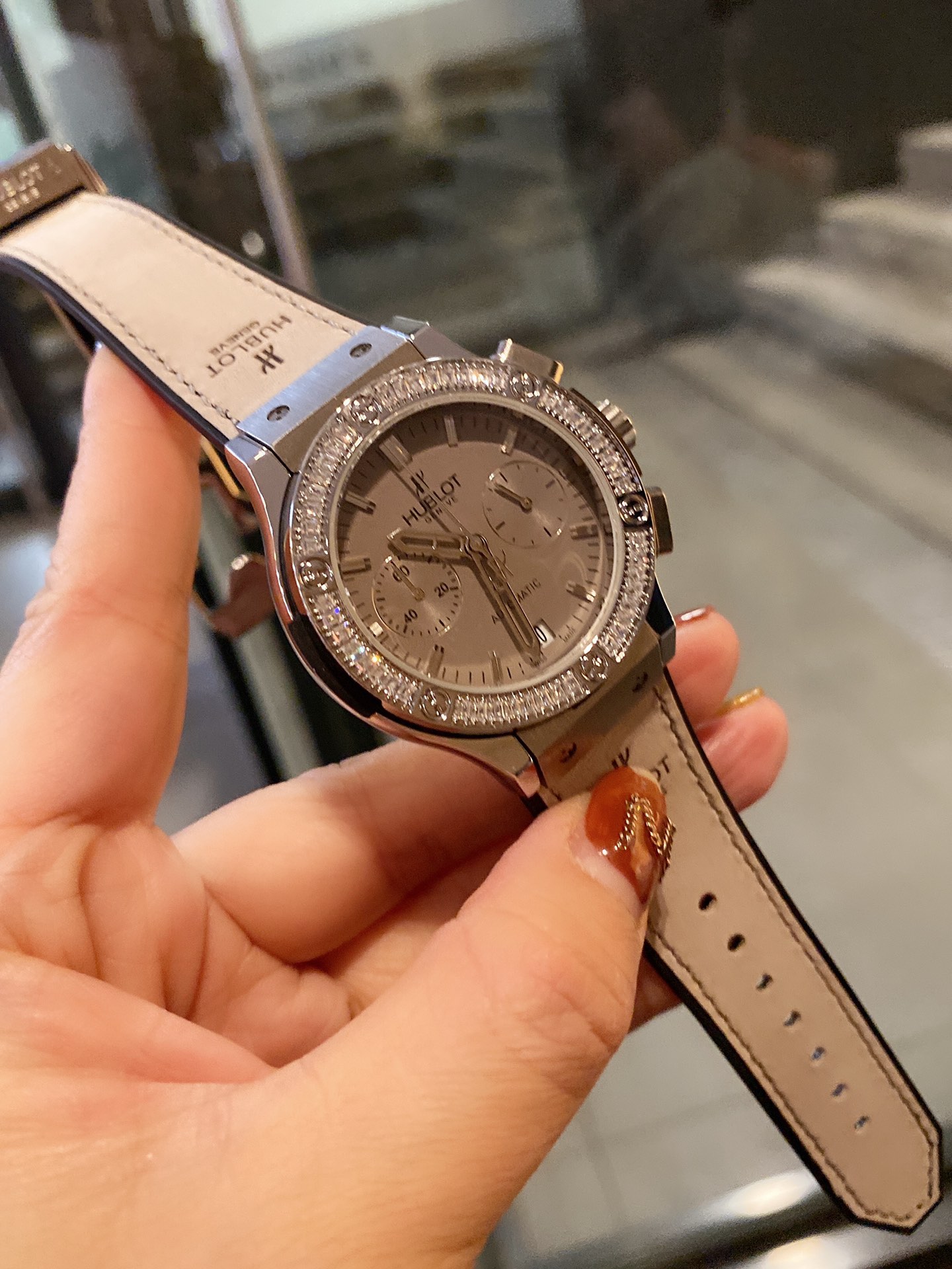 Luxurious Hublot Women’s Watches with Chen Man: A Subversion of Rules - 图片 2