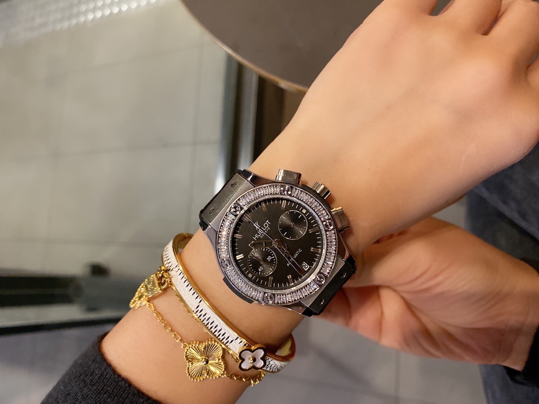 Luxurious Hublot Women’s Watches with Chen Man: A Subversion of Rules - 图片 4
