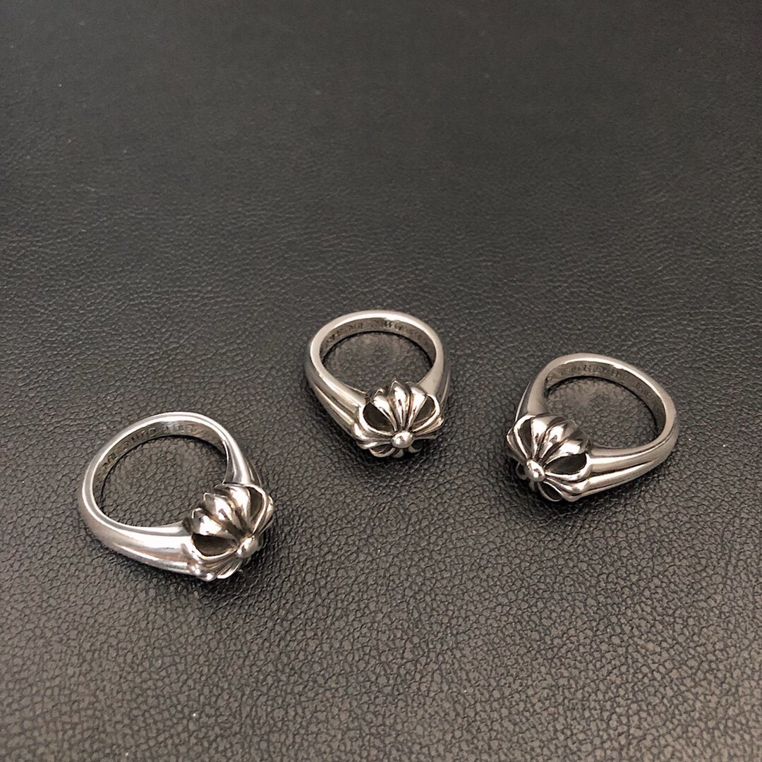 Chrome Hearts 开版 独家拍摄 （MZ）𝐂𝐡𝐫𝐨𝐦𝐞 𝐡𝐞𝐚𝐫𝐭𝐬 克罗心大十字花戒指