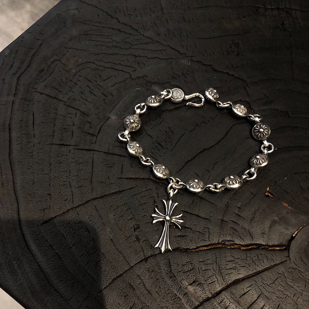 Chrome Hearts 新品上架𝐂𝐡𝐫𝐨𝐦𝐞 𝐡𝐞𝐚𝐫𝐭𝐬 克罗心十字架手链