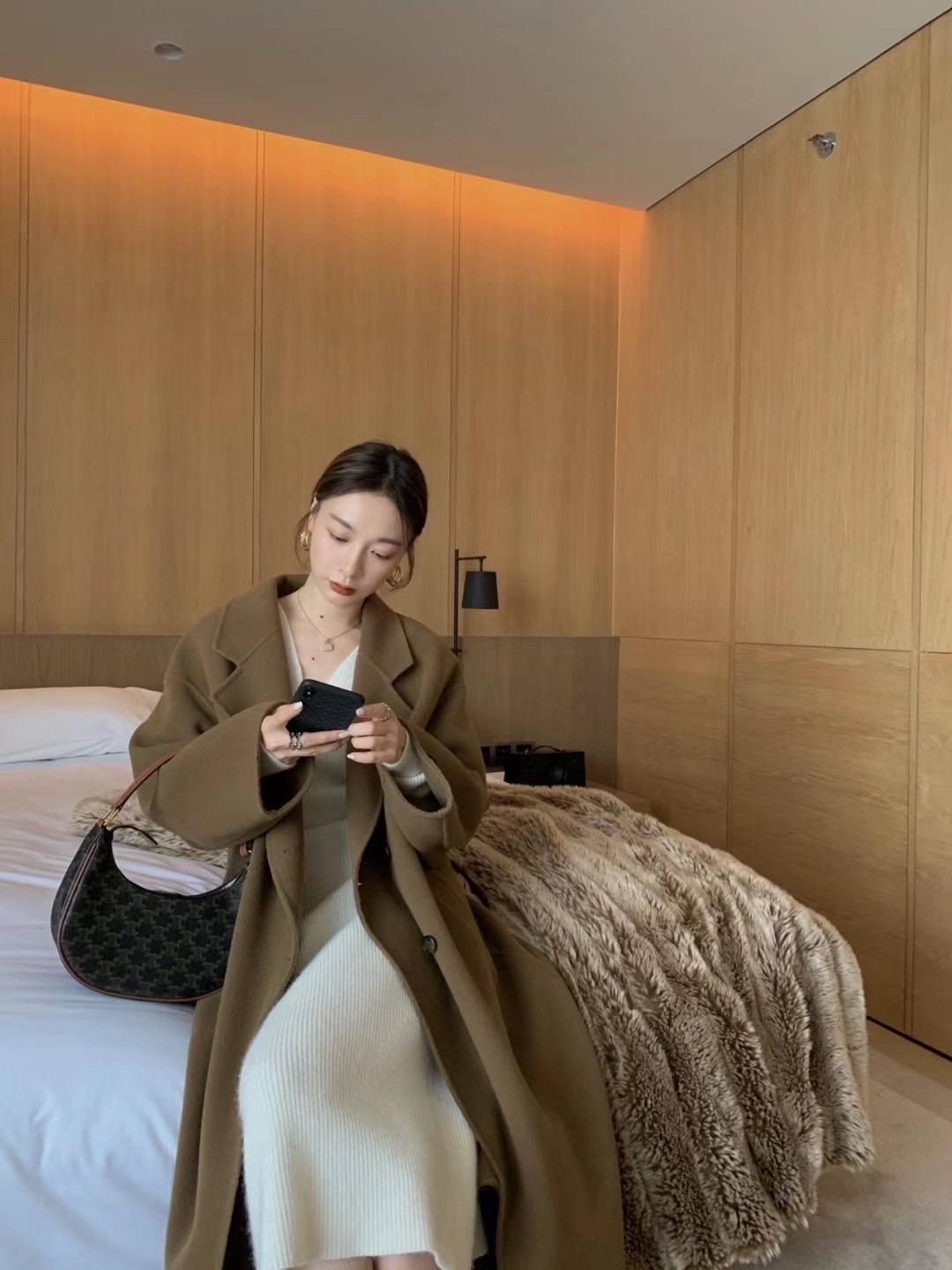 CELINE AVA 老花Ttiomphe腋下包 193952