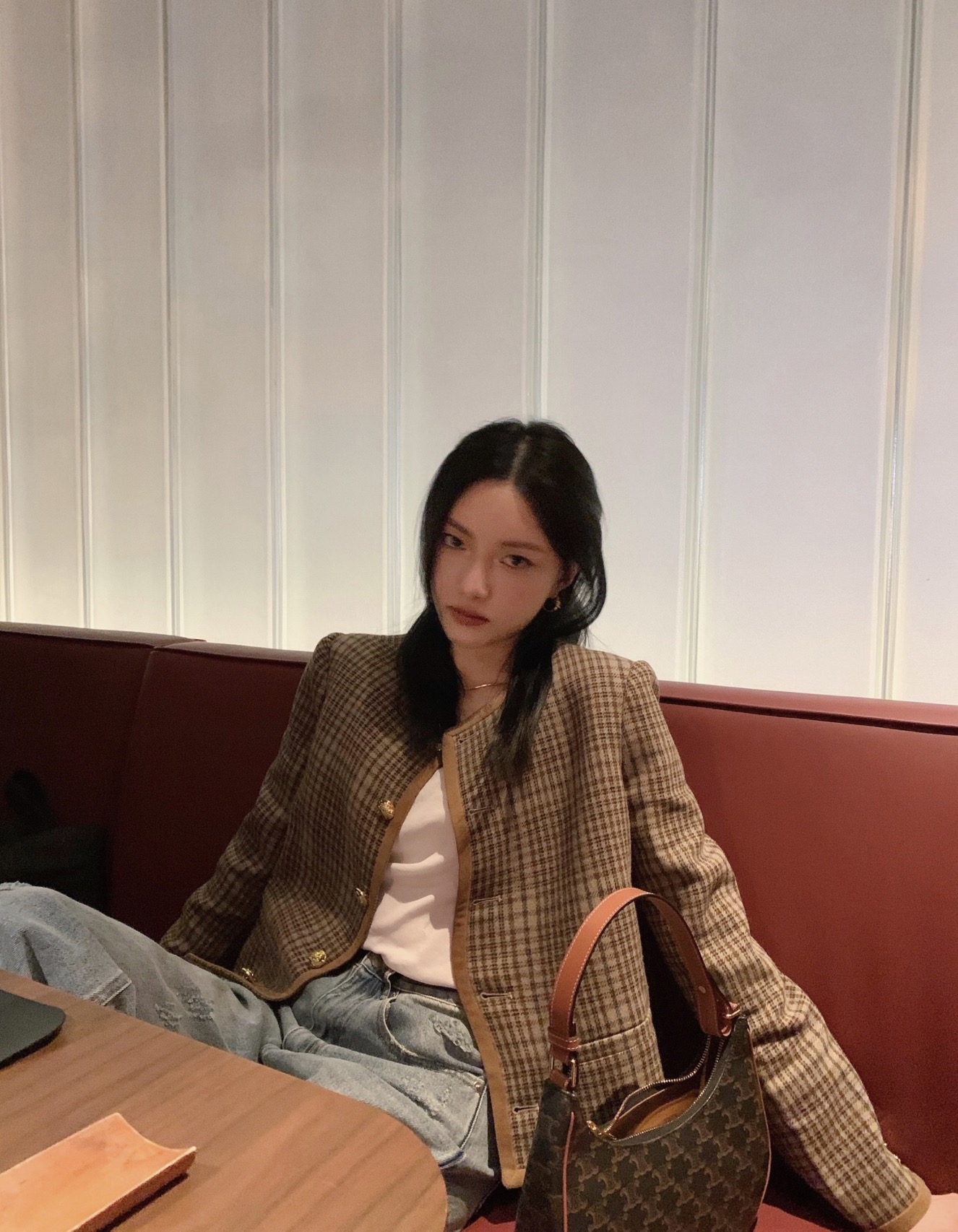 CELINE AVA 老花Ttiomphe腋下包 193952