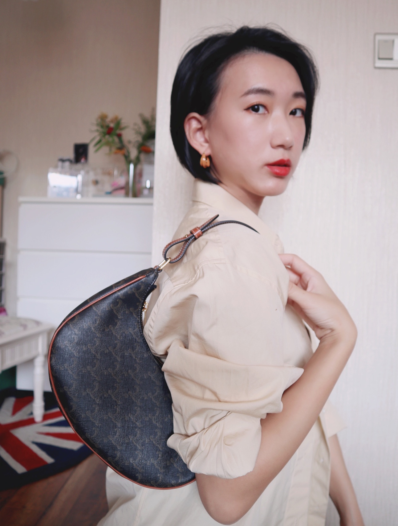 CELINE AVA 老花Ttiomphe腋下包 193952