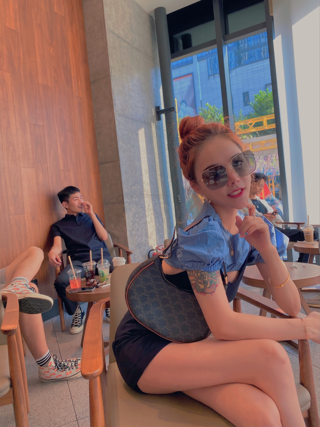 CELINE AVA 老花Ttiomphe腋下包 193952