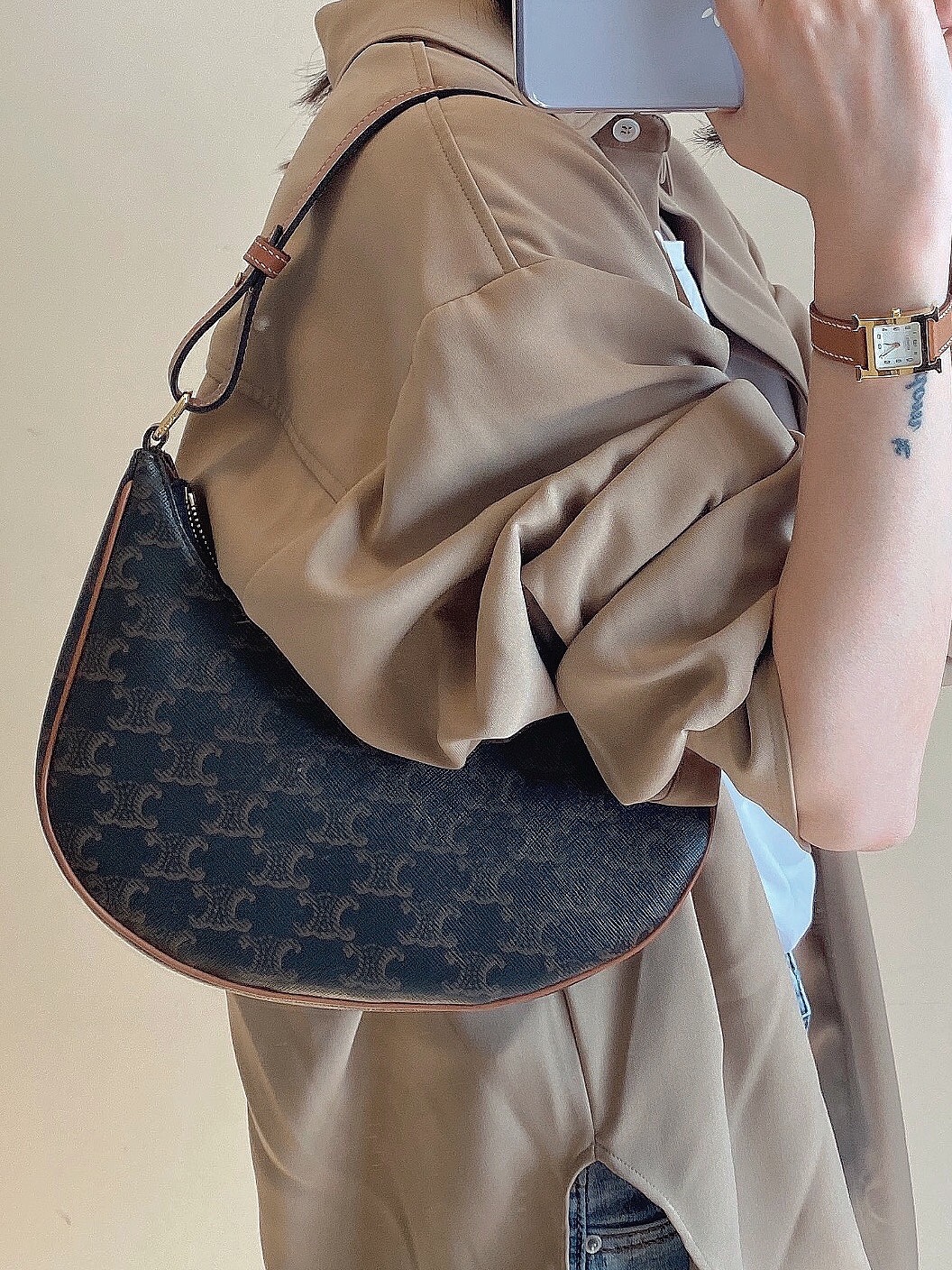 CELINE AVA 老花Ttiomphe腋下包 193952