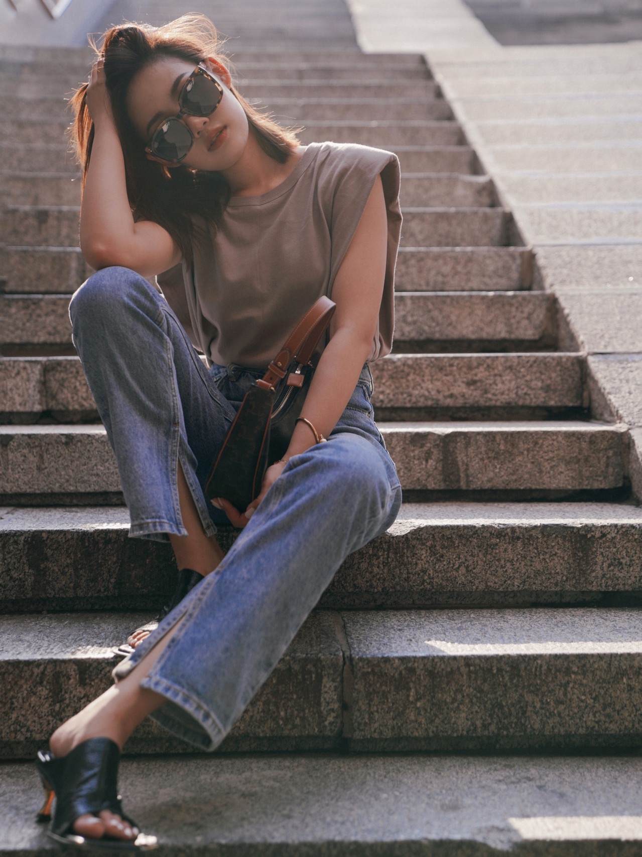 CELINE AVA 老花Ttiomphe腋下包 193952