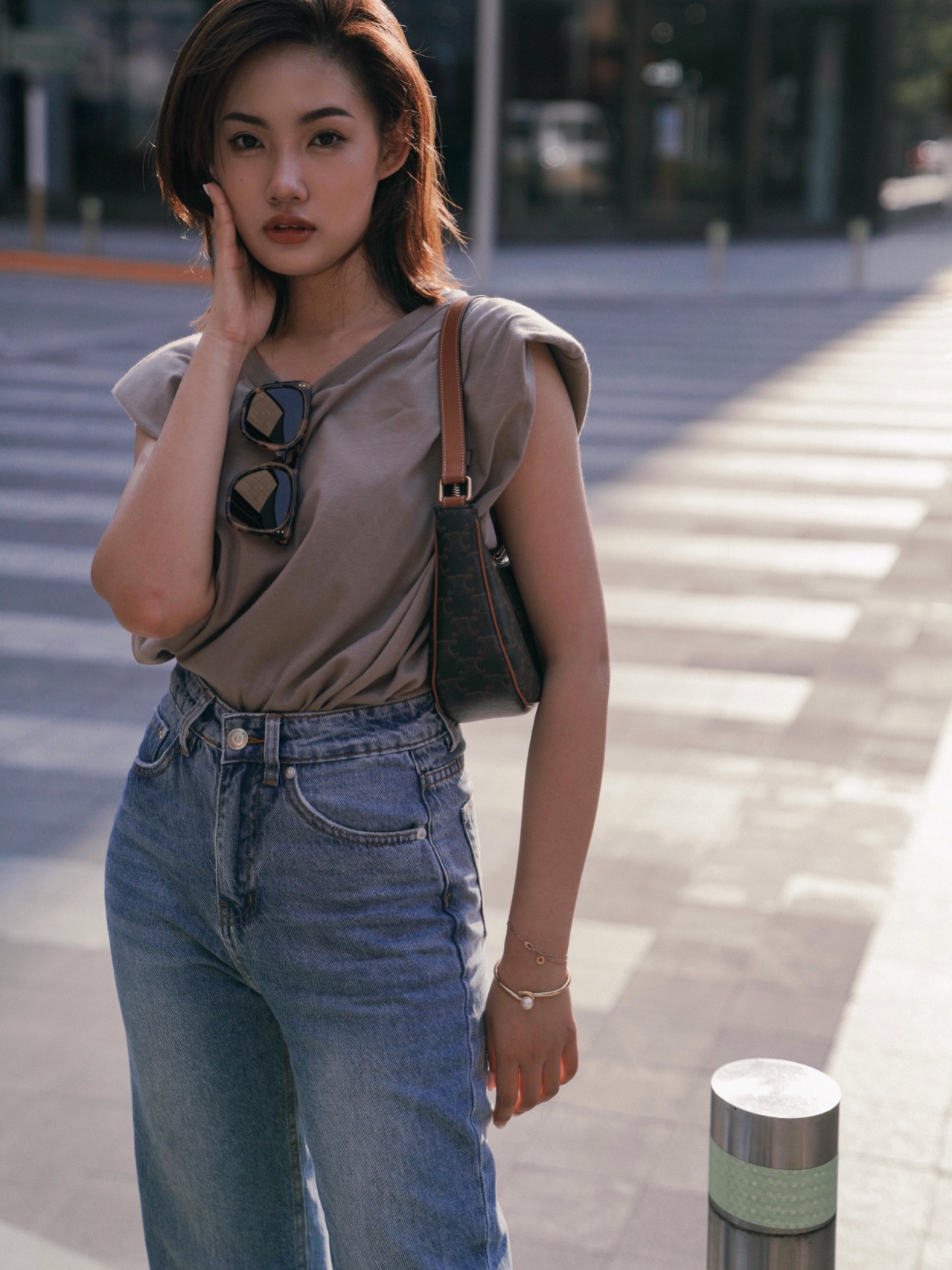 CELINE AVA 老花Ttiomphe腋下包 193952