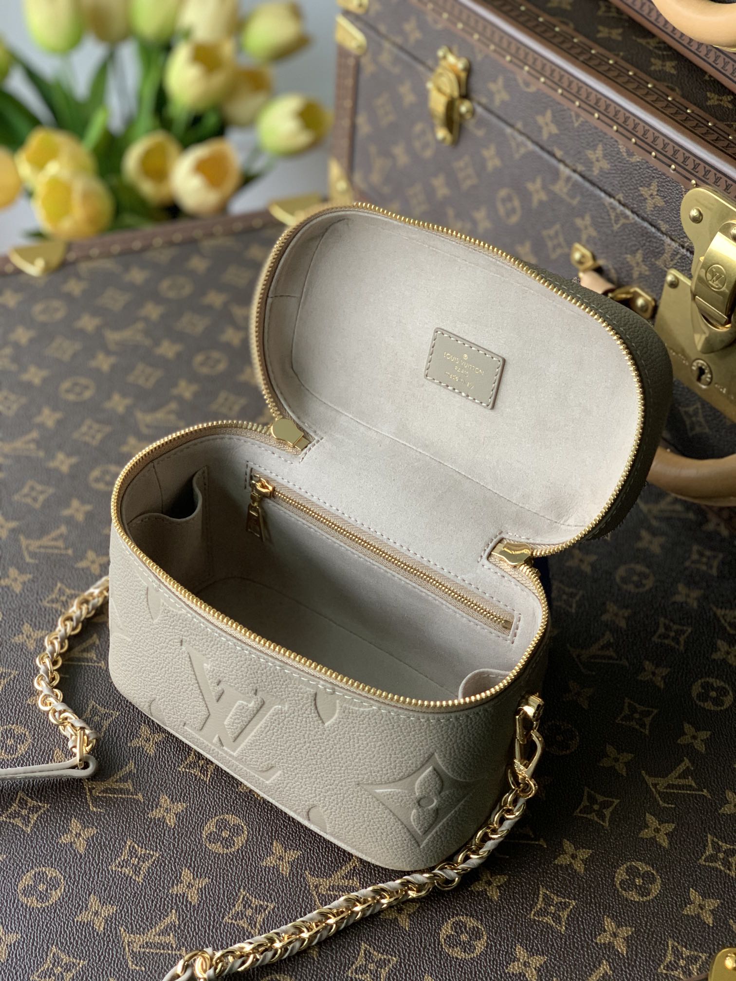Louis Vuitton LV Vanity PM 化妆包 M45608灰色