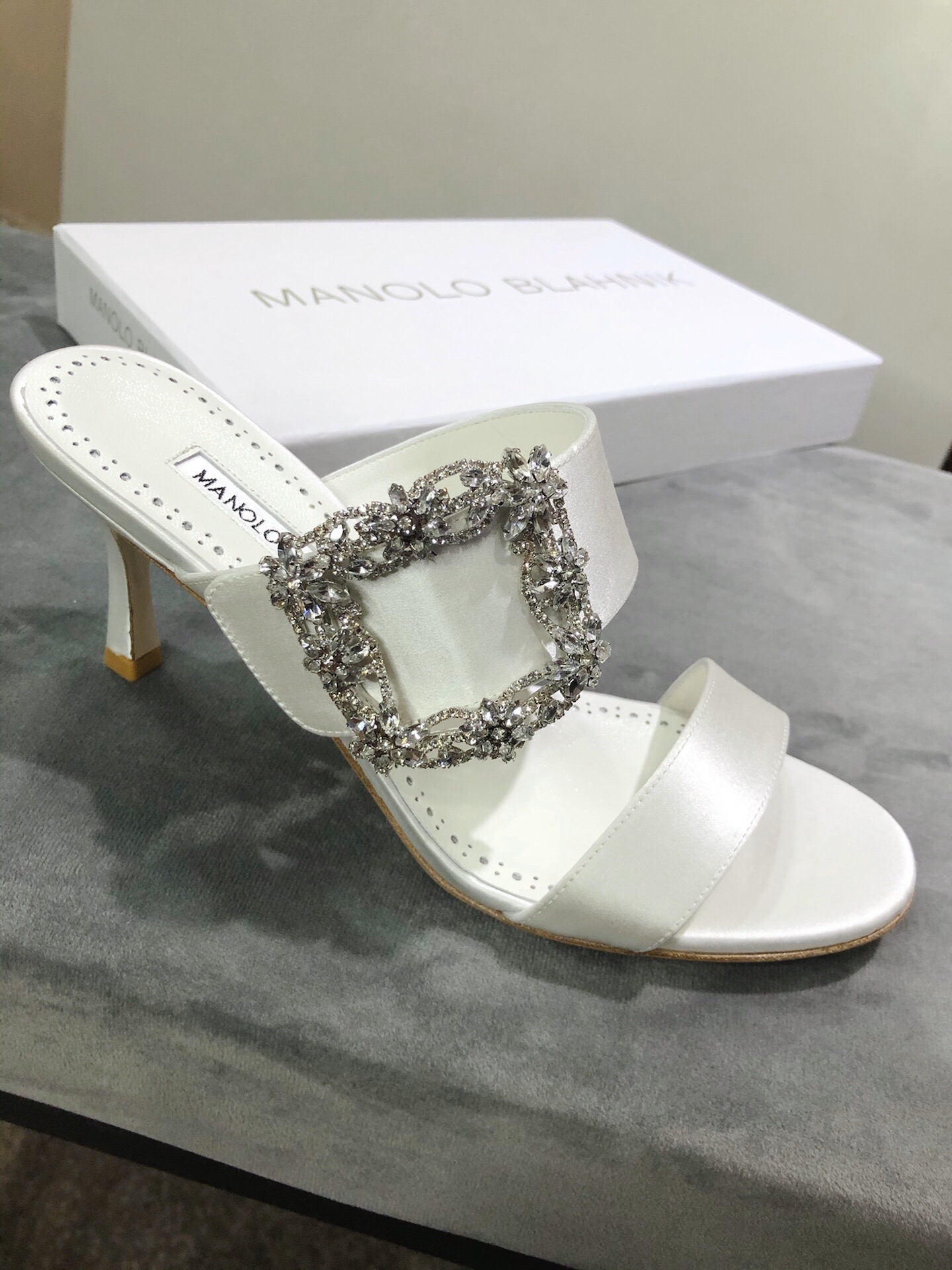Luxury Italian Lasagna Material: Manolo Blahnik High Heels, Code 34-40, 7.5cm, Top P600 - 图片 3