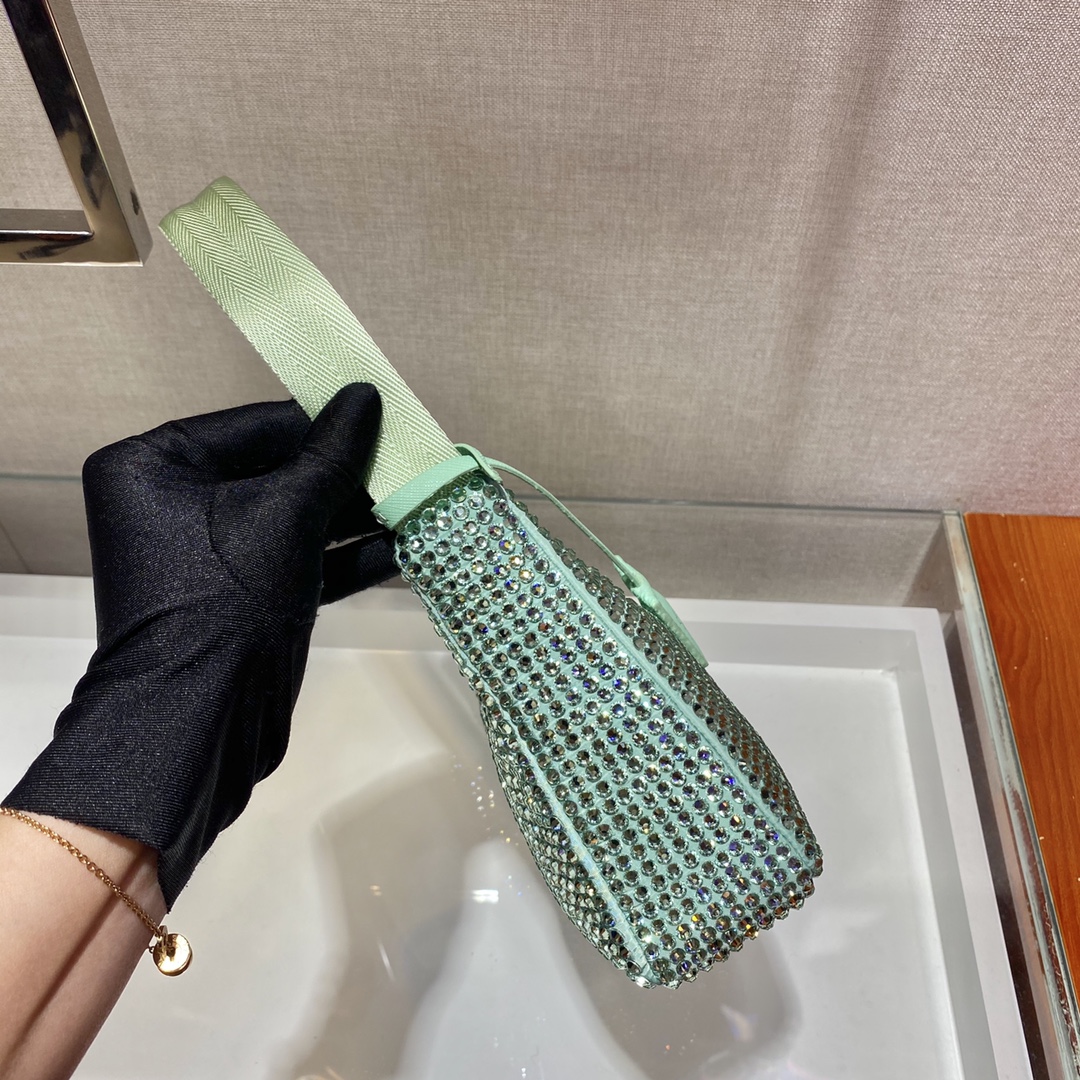 PRADA普拉达水钻Hoboؔ迷你手袋1NE515