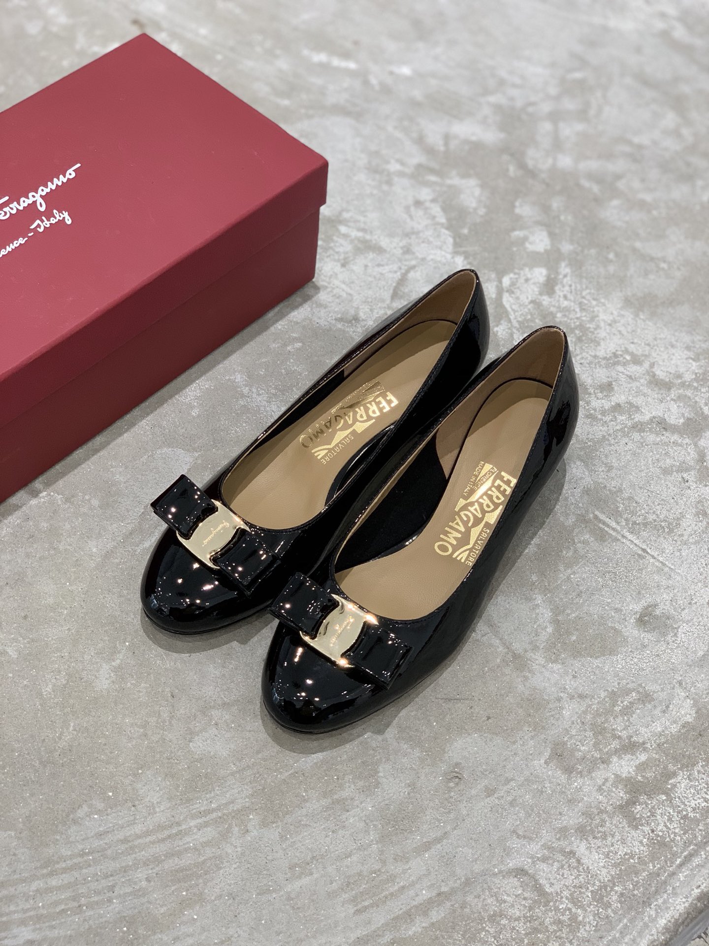 [Ferragamo Women