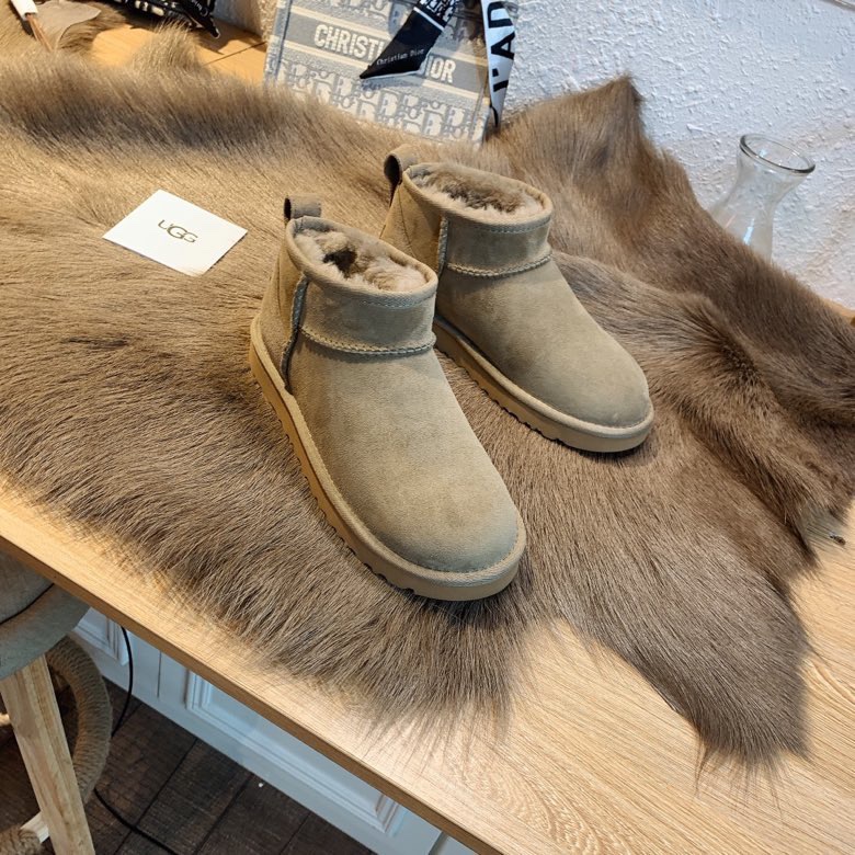 [UGG Women