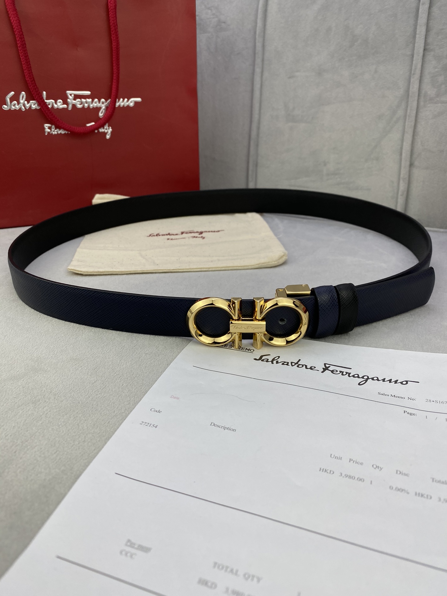 Ferragamo Luxury Designer Handbag Shoulder Crossbody Bag crafted in 4