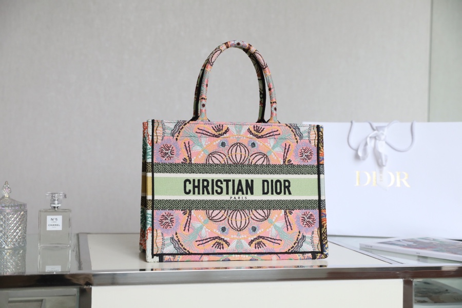 Dior Book Tote Handbags Tote Bags Embroidery