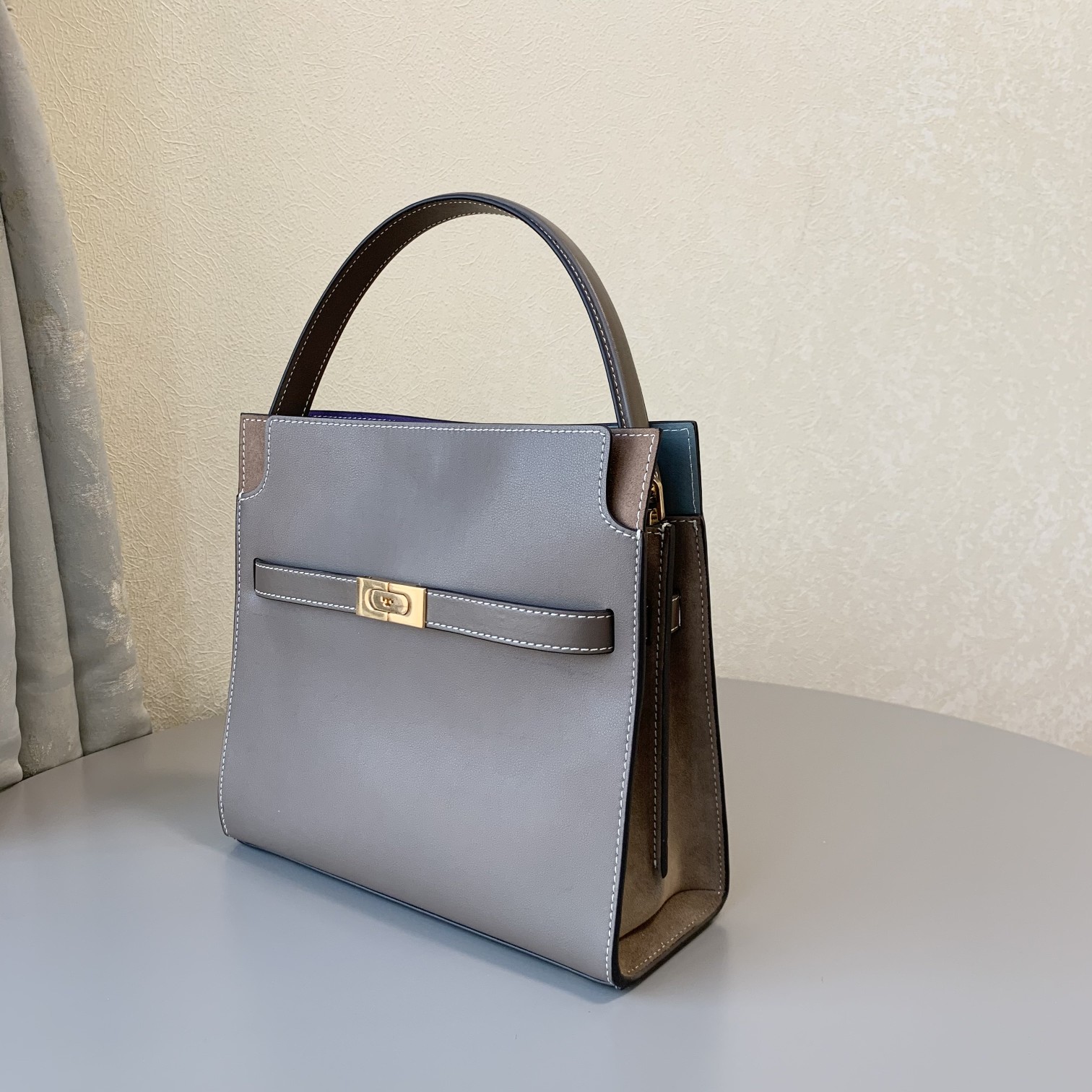 Tory Burch 小号灰色TORY BURCH 新款托特包 头层纳帕牛皮＋ 磨砂五金 手提单肩斜挎均可