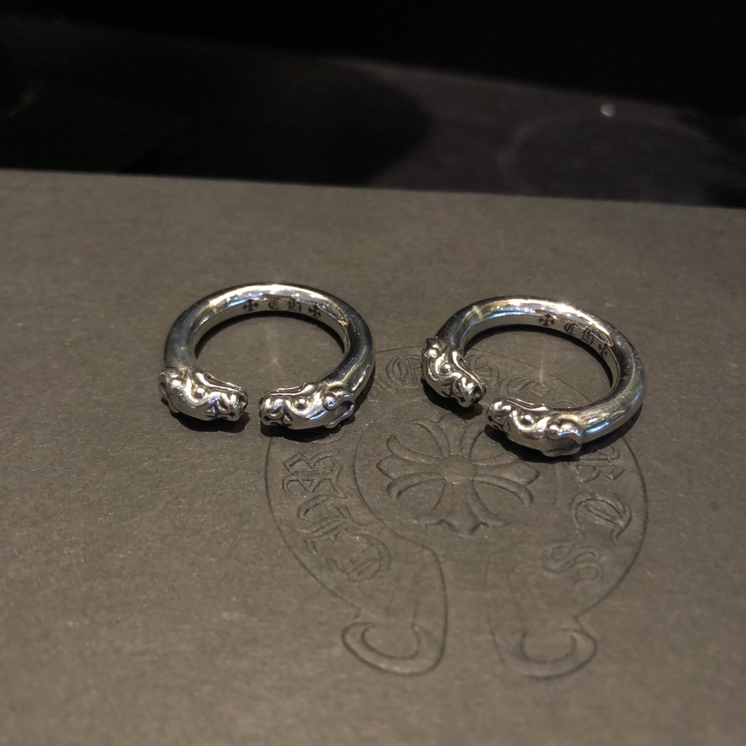 Chrome Hearts 𝐂𝐡𝐫𝐨𝐦𝐞 𝐡𝐞𝐚𝐫𝐭𝐬 克罗心双龙头狗头戒指