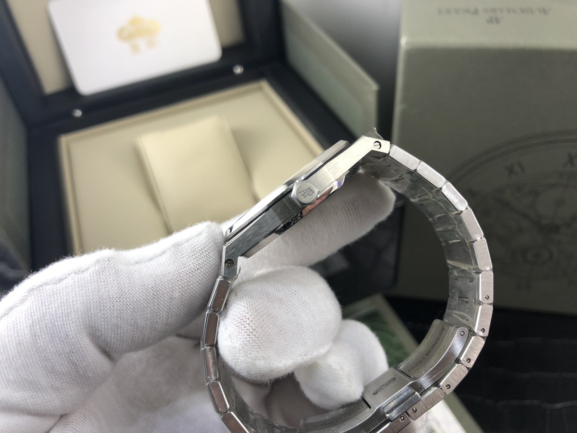 Audemars Piguet 皇家 爱彼皇家橡树系列67651镶钻女表