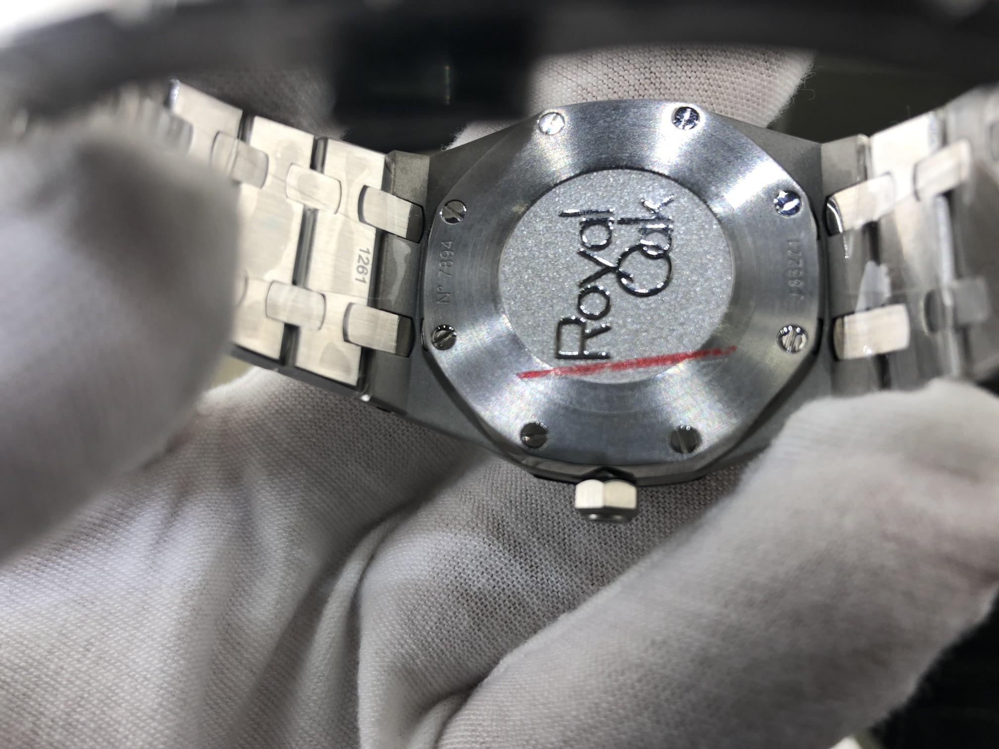 Audemars Piguet 皇家 爱彼皇家橡树系列67651镶钻女表